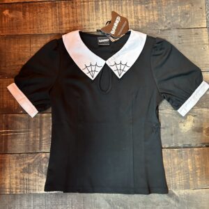 BLUSA BANNED