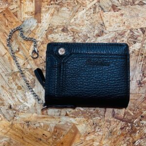 CARTERA CON CADENA